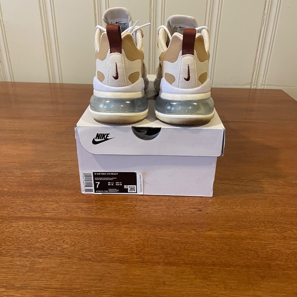 Women's Nike Air Max 270 React Sneakers AT6174-700 - Picture 4 of 13